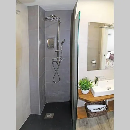 De Diseño Céntrico 5 Min Playa Apartamento